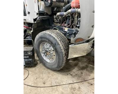 Mack Granite GU713 Front Axle Assembly for a Mack GU713
