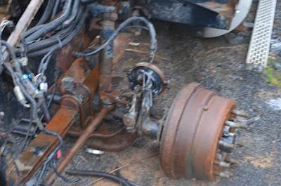 Mack Vision CX613 Front Axle Assembly for a Mack CX613 VISION