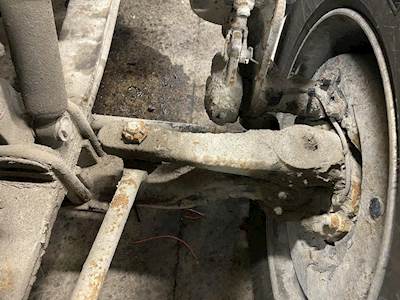 Peterbilt 378 Front Axle Assembly