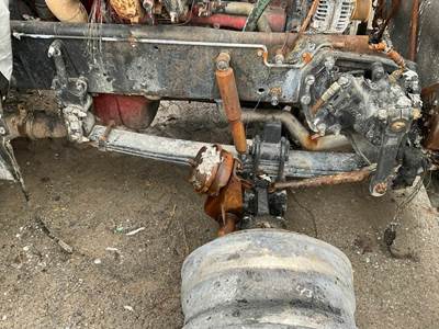 Peterbilt 389 Front Axle Assembly