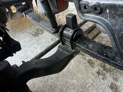 Peterbilt 389 Front Axle Assembly