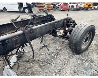 Peterbilt 389 Front Axle Assembly