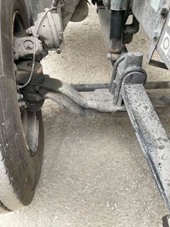 Peterbilt 567 Front Axle Assembly