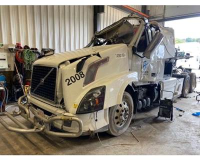 Volvo VNL Front Axle Assembly