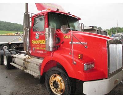 Western Star 4900SA Front Axle Assembly for a Western Star Trucks 4900 SA