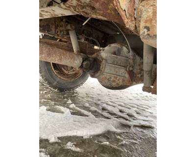 Isuzu NQR Rear Axle Assembly