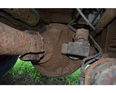 Rockwell RS17220 Rear Axle Assembly for a Ford F700