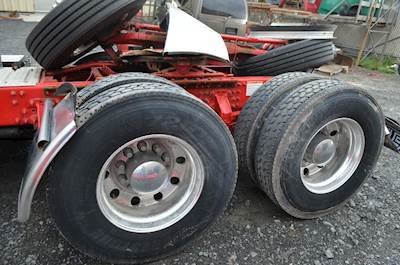 Spicer DUT41 Rear Axle Assembly for a Mack CX613 VISION