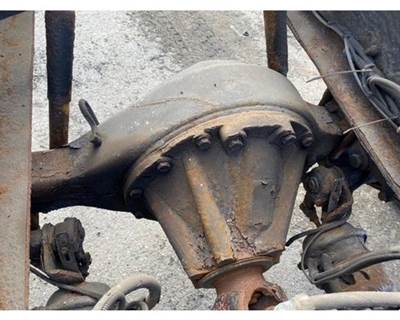 Spicer S23-170 Rear Axle Assembly for a Kenworth T370
