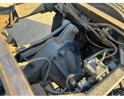 Spicer S23-170D Rear Axle Assembly for a Kenworth T370