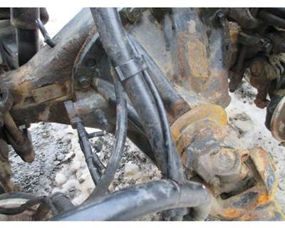 Spicer S23-190D Rear Axle Assembly for a Peterbilt 337