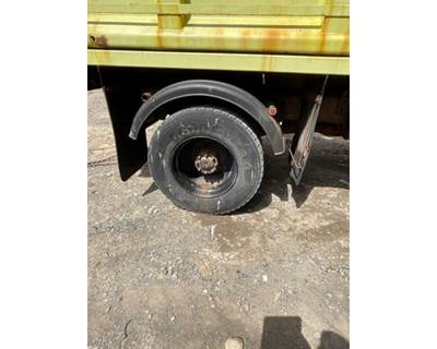 Sterling L9500 Rear Axle Assembly for a Sterling L9500 SERIES