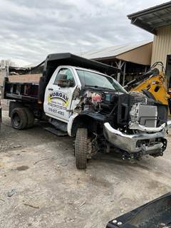 Chevrolet C5500 Back Glass for a GMC C5500