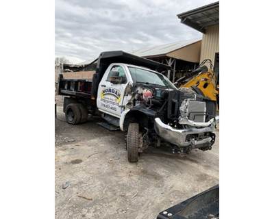 Chevrolet C5500 Back Glass for a GMC C5500