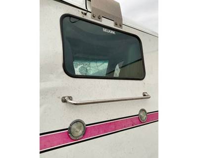 Peterbilt 567 Back Glass