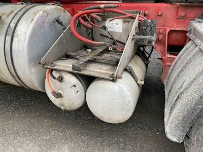 Caterpillar CT660 Battery Box for a CAT CT660