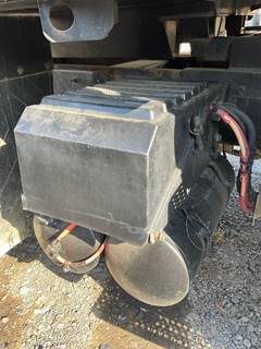 Caterpillar CT660 Battery Box for a CAT CT660