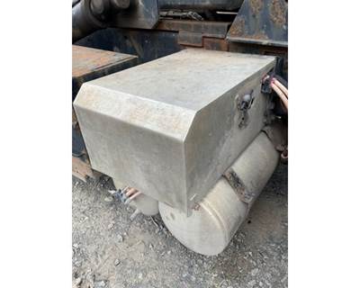 Caterpillar CT660 Battery Box for a CAT CT660