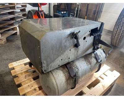 Caterpillar CT660 Battery Box for a CAT CT660