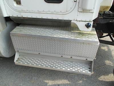 International ANY Battery Box for a International 9900I