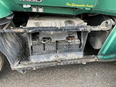 Kenworth T680 Battery Box