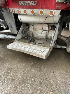 Peterbilt 379 Battery Box