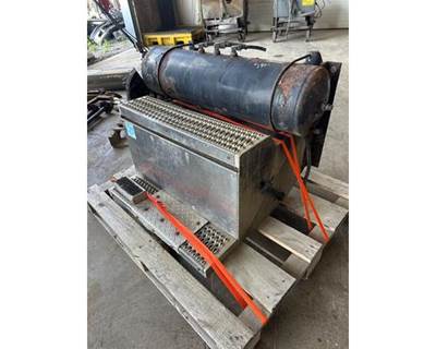Peterbilt 379 Left Battery Box