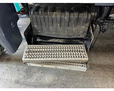 Peterbilt 536 Battery Box