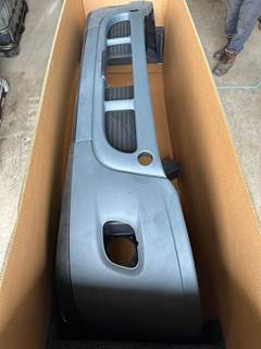 Freightliner Cascadia Front Bumper