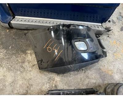 Freightliner Cascadia Right Front Bumper for a Freightliner CASCADIA 125