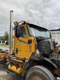 Caterpillar CT660 Cab Assembly for a CAT CT660