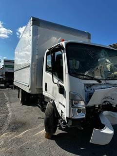 Isuzu Cab Assembly for a Isuzu NPR-HD