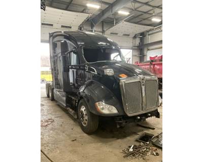 Kenworth T680 Cab Assembly