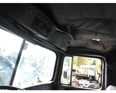 Mack RD690S Cab Assembly