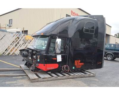 Mack Vision Cab Assembly for a Mack CX613 VISION