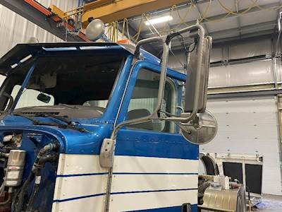 Peterbilt 378 Cab Assembly