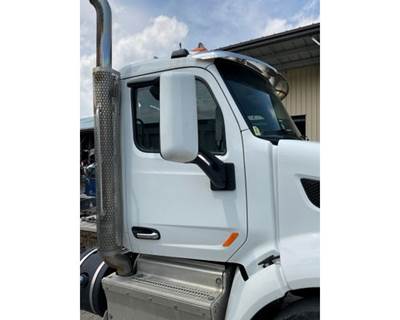 Peterbilt 579 Cab Assembly