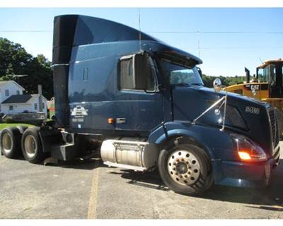 Volvo VNL Cab Assembly