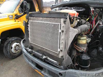 Freightliner Cascadia Charge Air Cooler (ATAAC) for a Freightliner CASCADIA 125