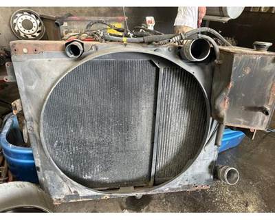 International 9200i Cooling Assembly