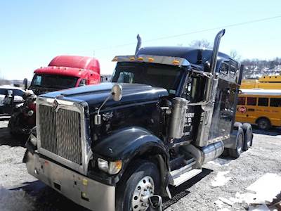 International 9900i Cooling Assembly