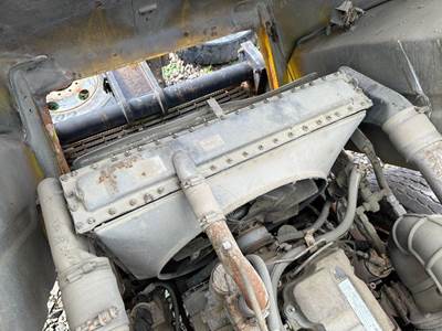 Mack RD688S Cooling Assembly