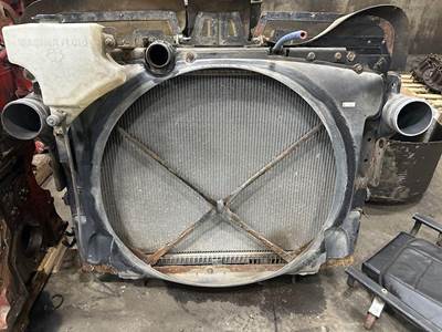 Peterbilt 348 Cooling Assembly