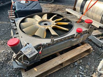 Peterbilt 387 Cooling Assembly