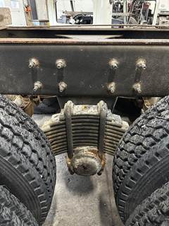 Mack Granite GU713 Cutoff for a Mack GU713