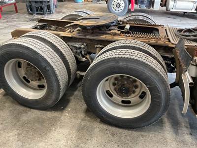 Spicer DSP-40 Cutoff for a Kenworth W900