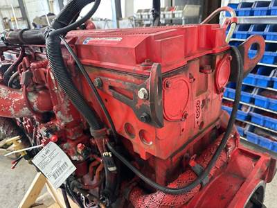 Cummins ISX Cylinder Head for a International 9200I