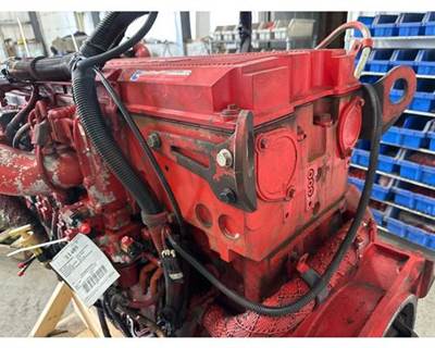 Cummins Cylinder Head for a International 9200I