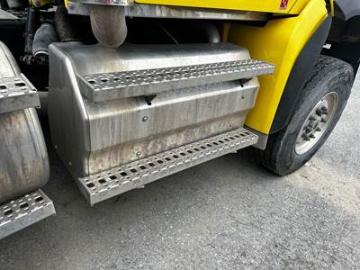 Cummins ISX15 DPF Assembly for a Western Star Trucks 49X