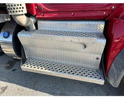 Cummins ISX15 DPF Assembly for a Kenworth T880